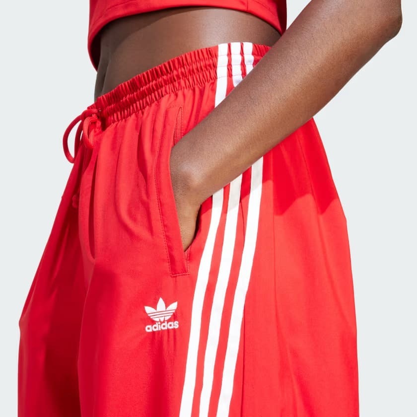 Pantalón acampanado Adelenium Oversized de Adidas