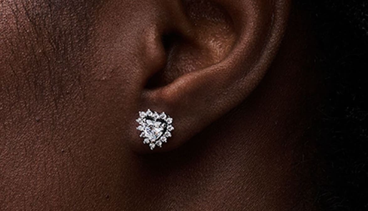 Pendientes de botón Corazón Halo de Pandora