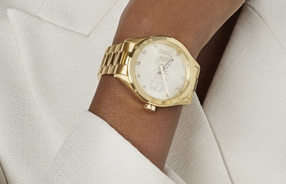 Reloj analógico con brazalete de acero IPG dorado de Tous