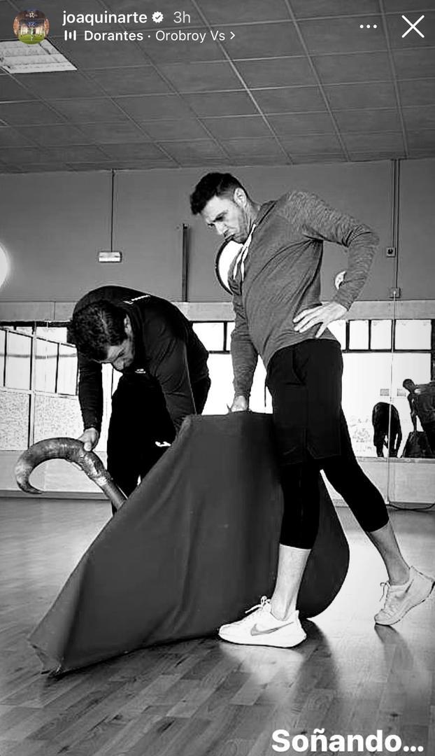 Joaquín Sánchez practicando con José Luis López 'Lipi' | Instagram