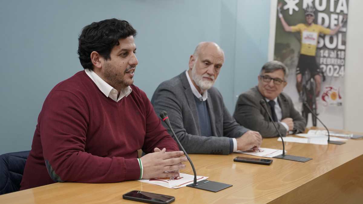 Jorge Vázquez en la presentación de la LXX edición de la Vuelta Ciclista a Andalucía | José Antonio Pliego