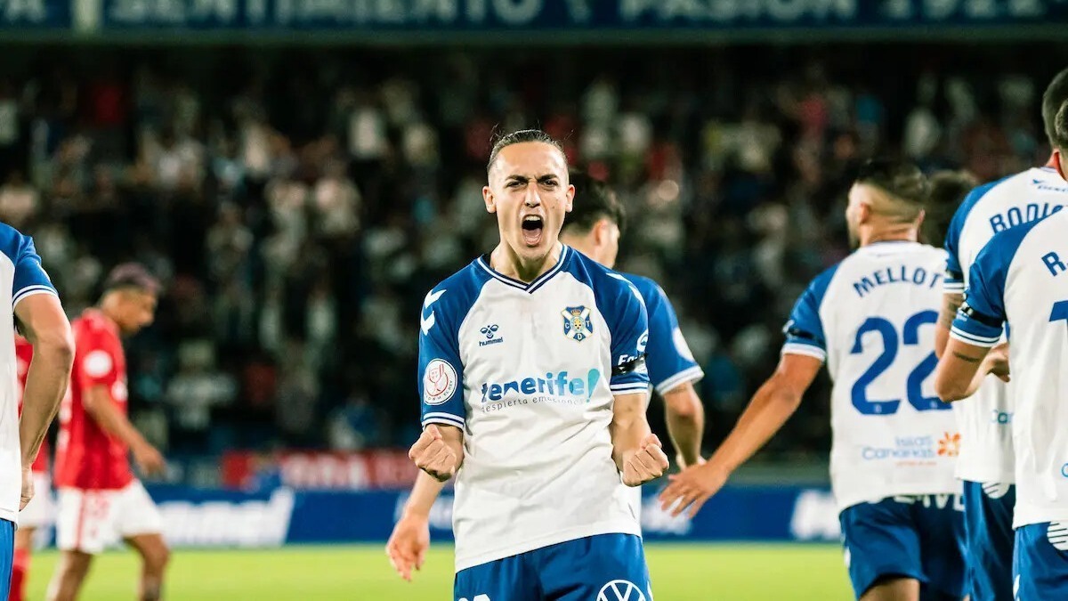 Luismi Cruz celebra su gol ante la UD Las Palmas