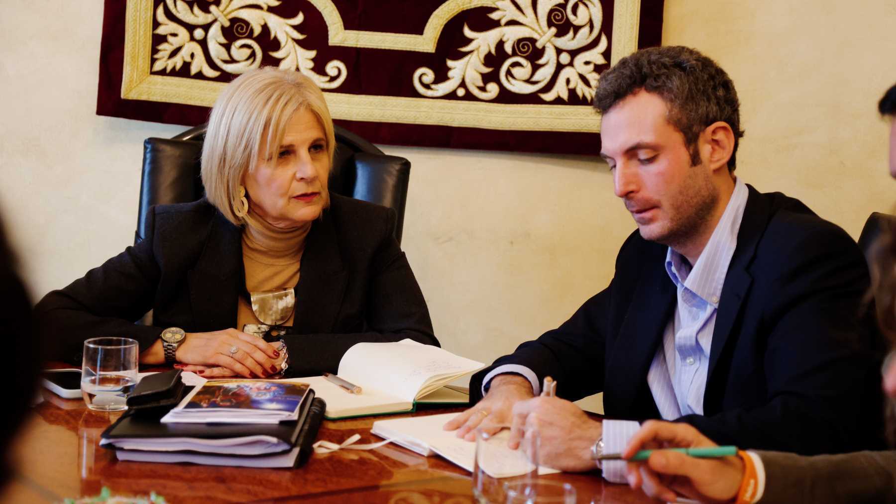 María José García-Pelayo con el presidente de Asaja Cádiz, José Pravia Burguerolas | Cristo García