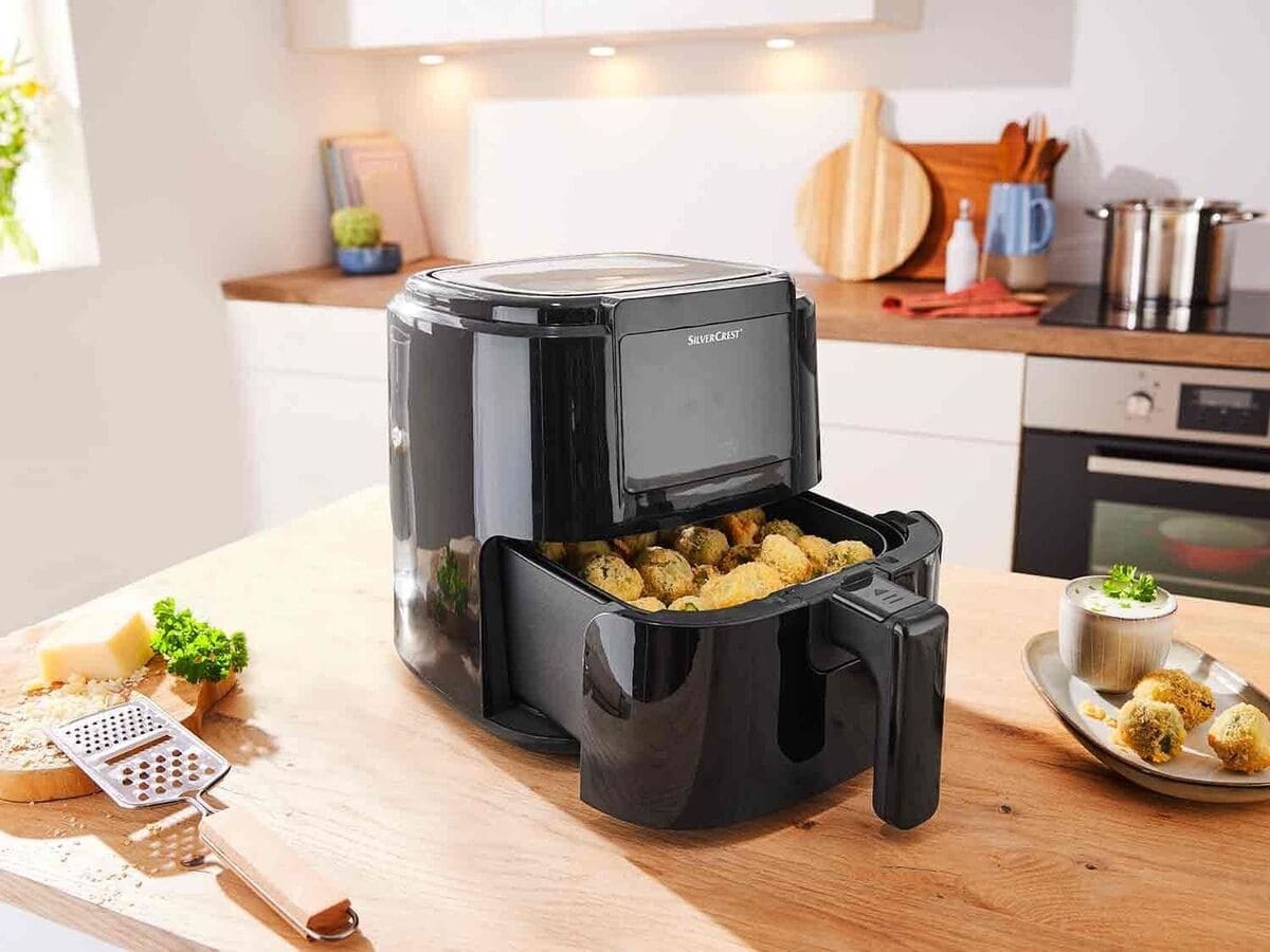 Freidora digital de aire de 2,4 litros y 1400 W en Lidl