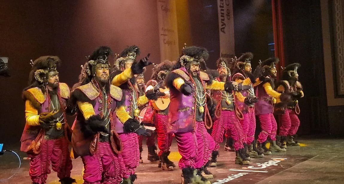 La comparsa de Antonio Martínez Ares 'La oveja negra'