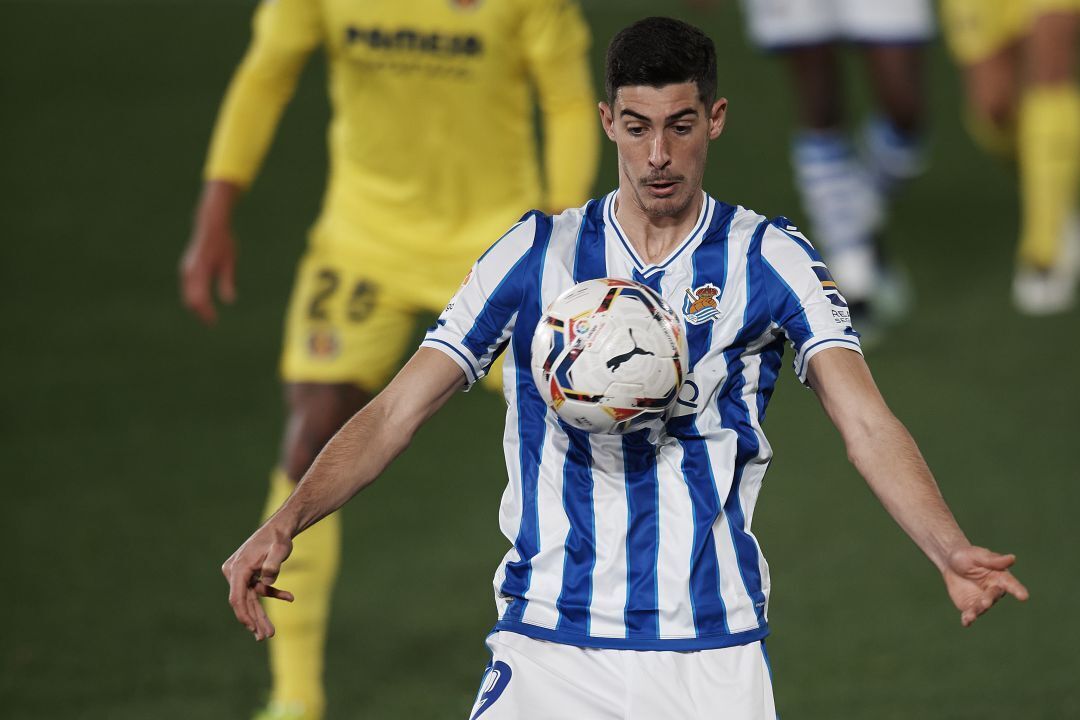 Carlos Fernández en un partido con la Real Sociedad