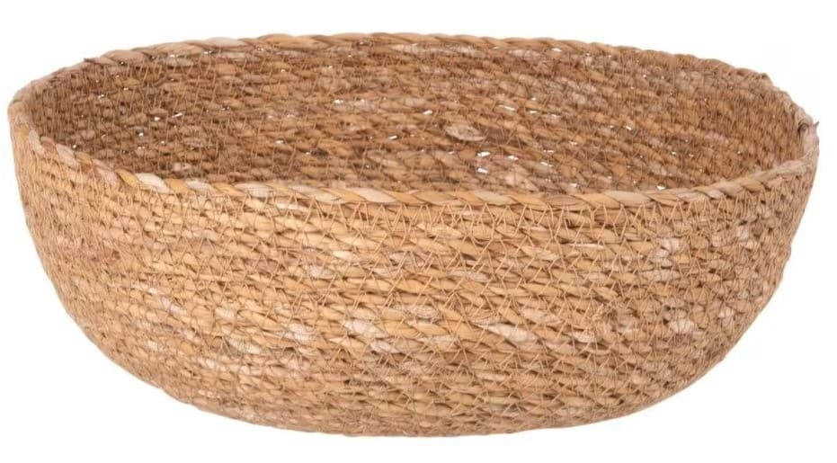 Cesta de fibra vegetal