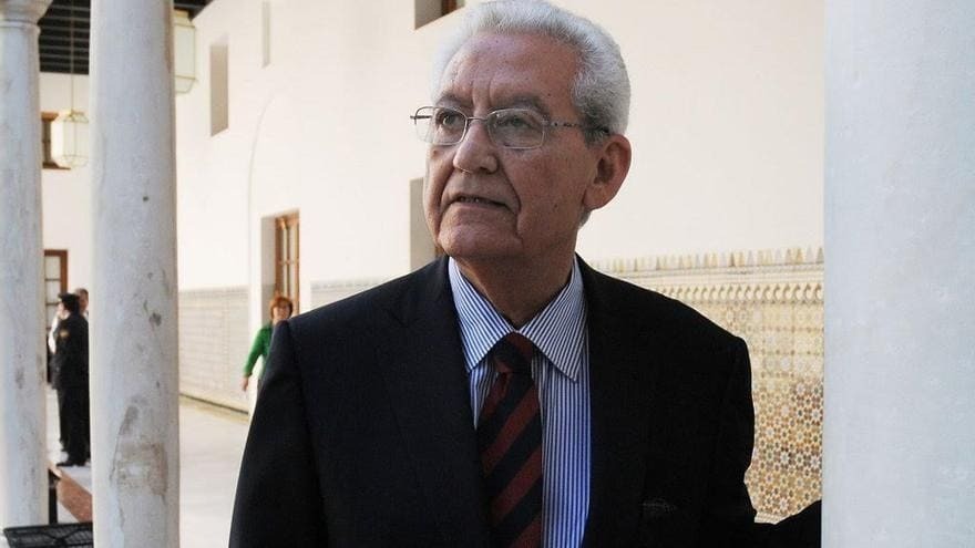 Rafael Escuredo, primer presidente de la Junta de Andalucía