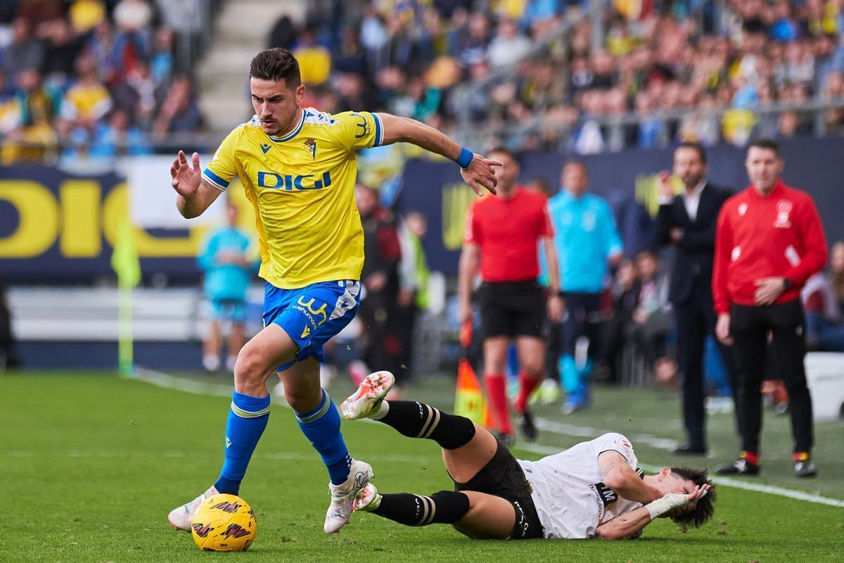 Javi Hernández en el Cádiz CF - Valencia CF | Salvador López Medina para El MIRA