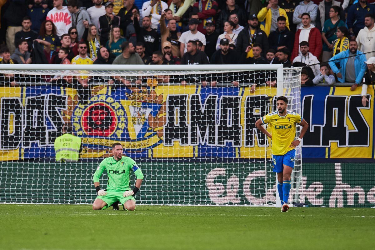 Chris Ramos y Conan Ledesma en el Cádiz CF - Valencia CF | Salvador López Medina para El MIRA