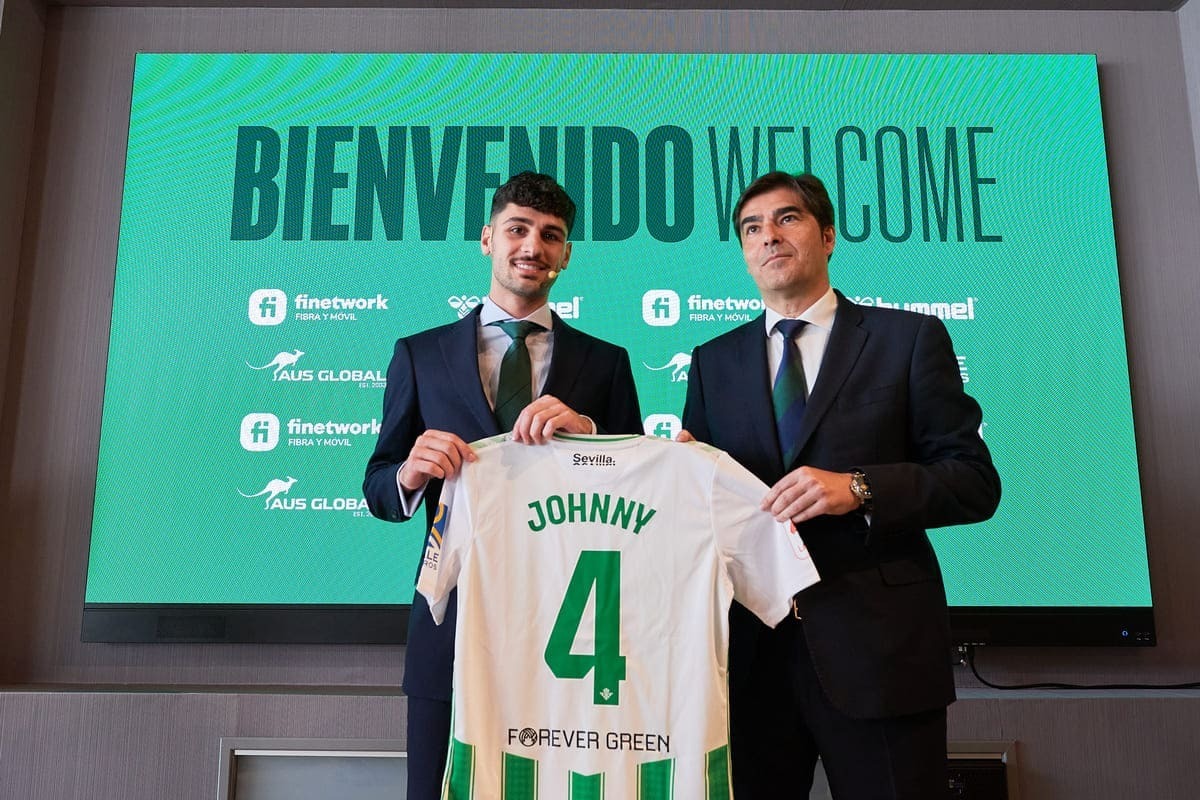 Presentación de Johnny Cardoso con el Real Betis | Salvador López Medina para El MIRA