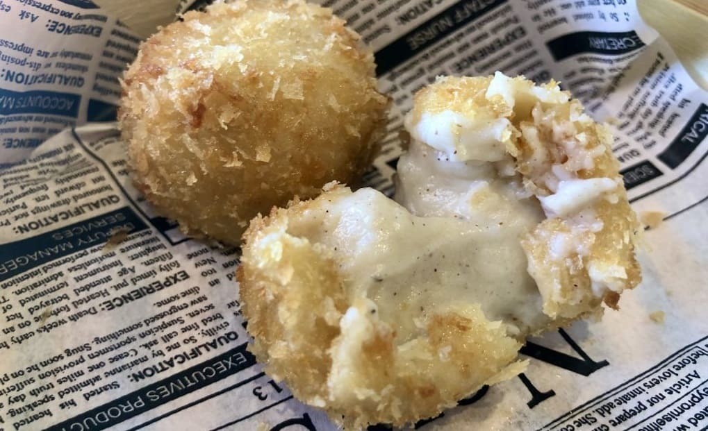 Las croquetas de leche de oveja de Terra Olea en Córdoba
