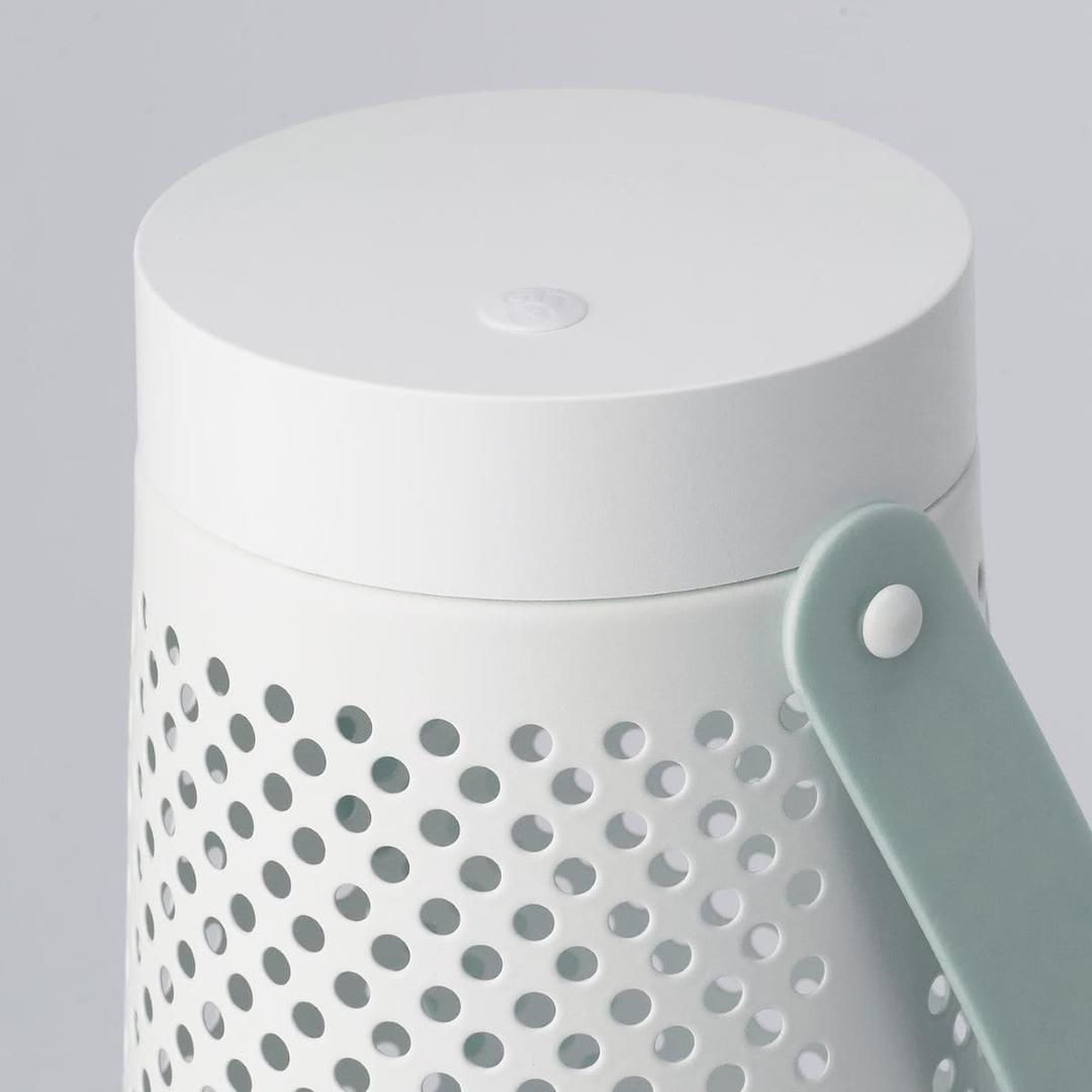 Lámpara de mesa LED SOMMARLANKE de Ikea