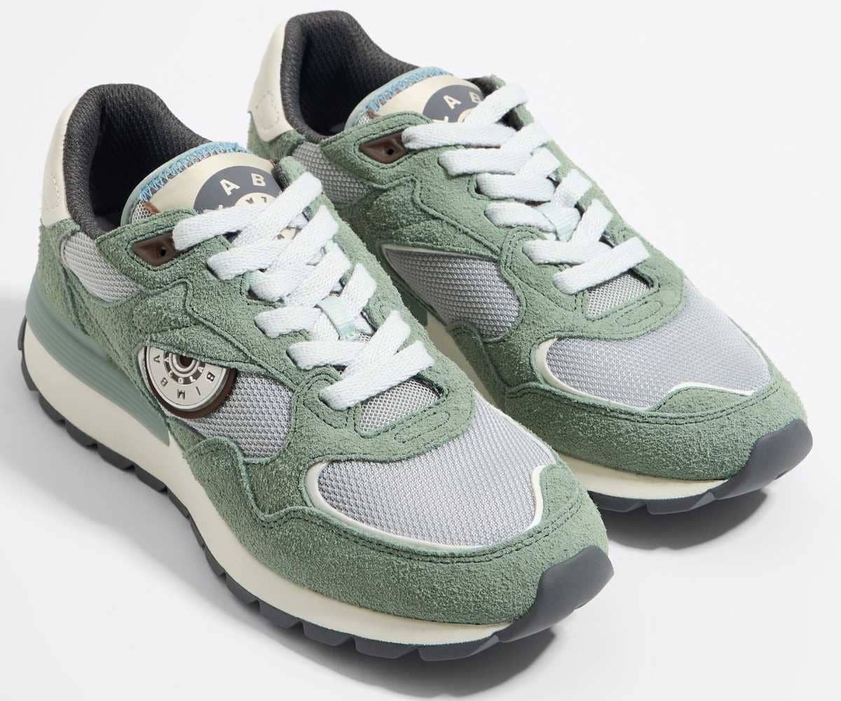 Deportiva jogger serraje verde de Bimba y Lola