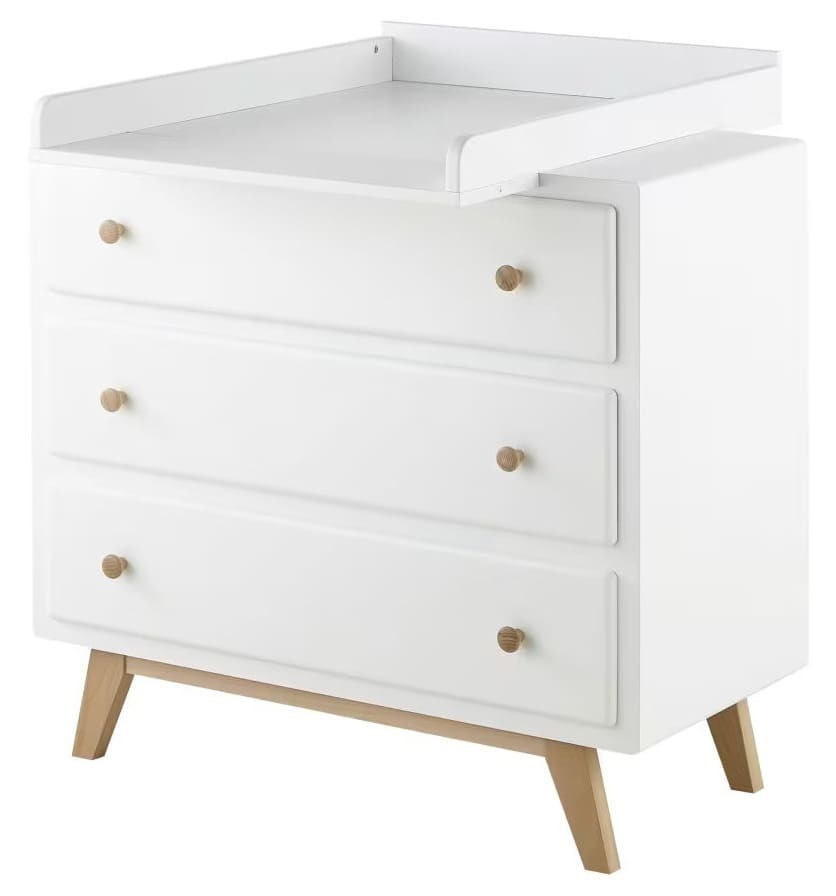 La cómoda blanca con tres cajones Sweet 2 de Maisons du Monde que quiere competir con la de Ikea