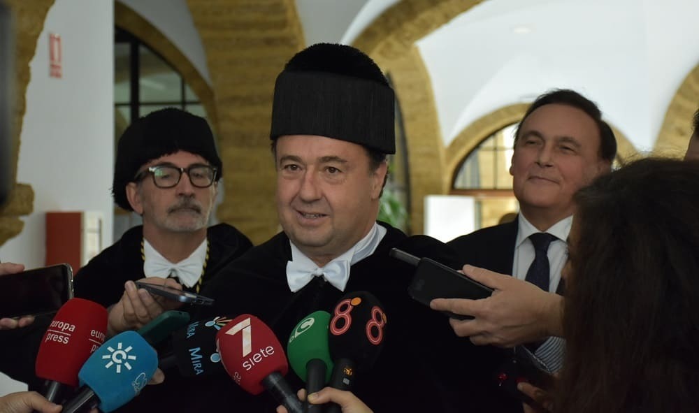 El nuevo rector de la UCA, Casimiro Mantell | FOTO: Noelia Herrera (Jonocla) para El MIRA