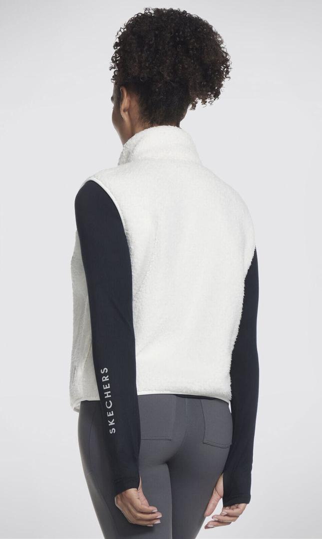Chaleco Skech Sherpa Cropped Vest de Skechers con pelito