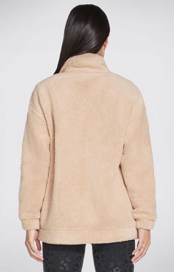 Chaqueta Skechers GOLoungue Downtime Jacket con pelito