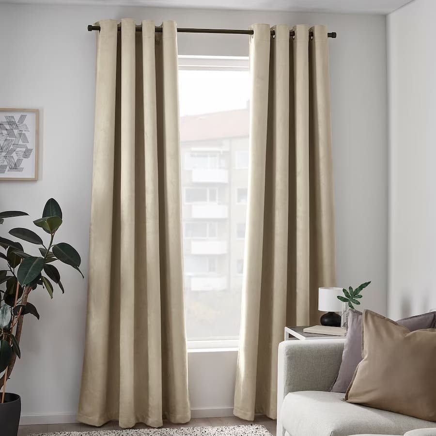 Cortinas opacas beige BIRTNA de Ikea