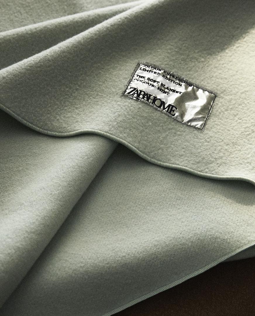 Manta de lana de textura lisa