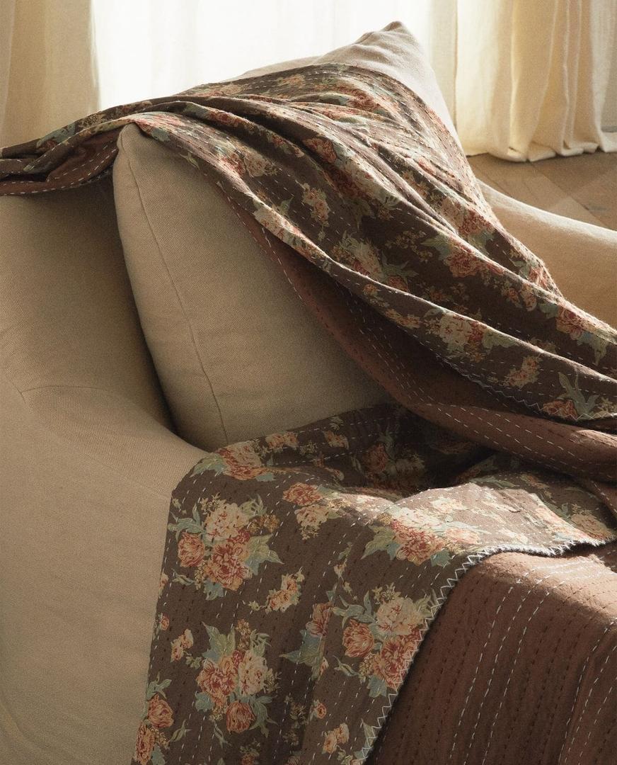 Manta estampada con acolchado