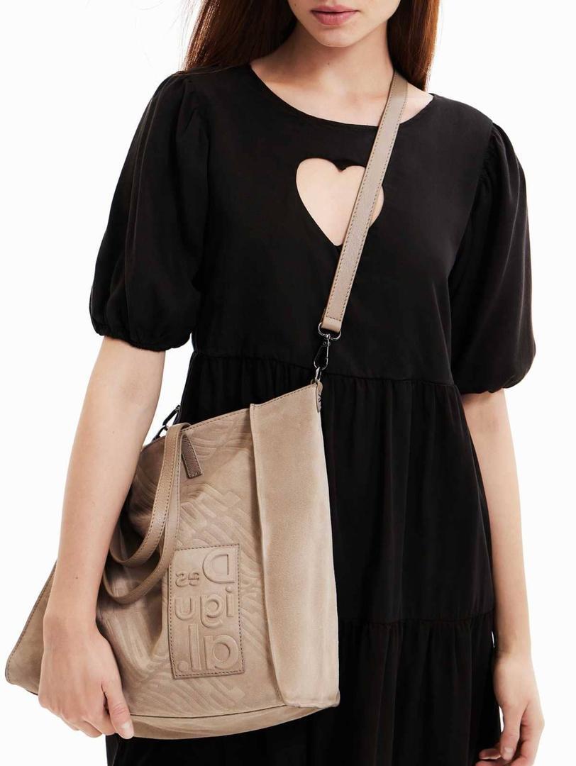 Bolso grande de piel logo de Desigual