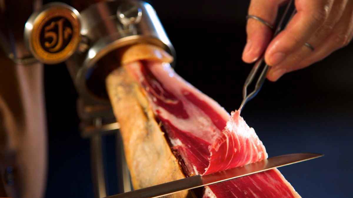 Jamón ibérico de bellota 100% de Cinco Jotas en El Corte Inglés