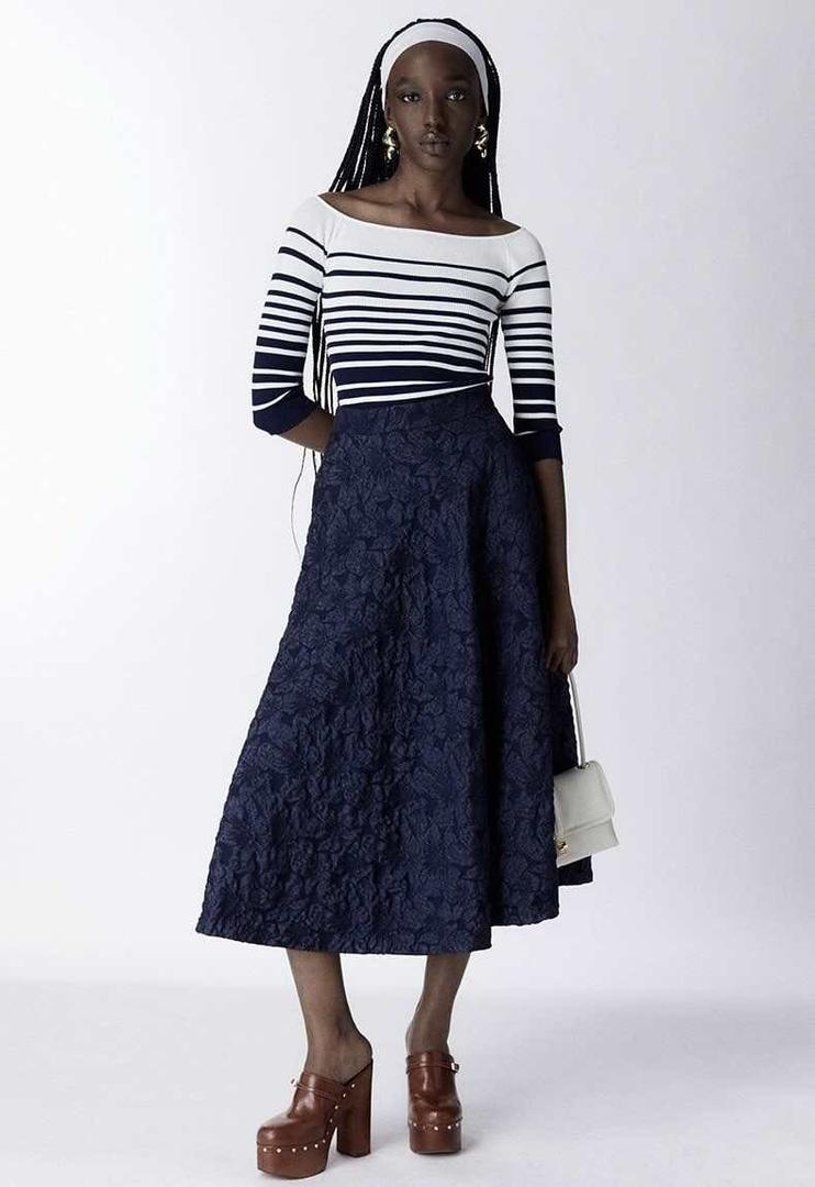 Falda vuelo jaquard de Sfera