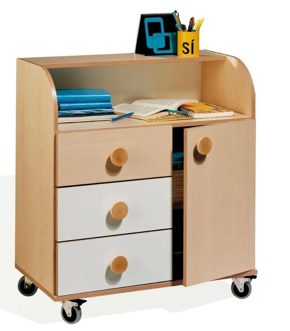 Cómoda con ruedas PITARCH