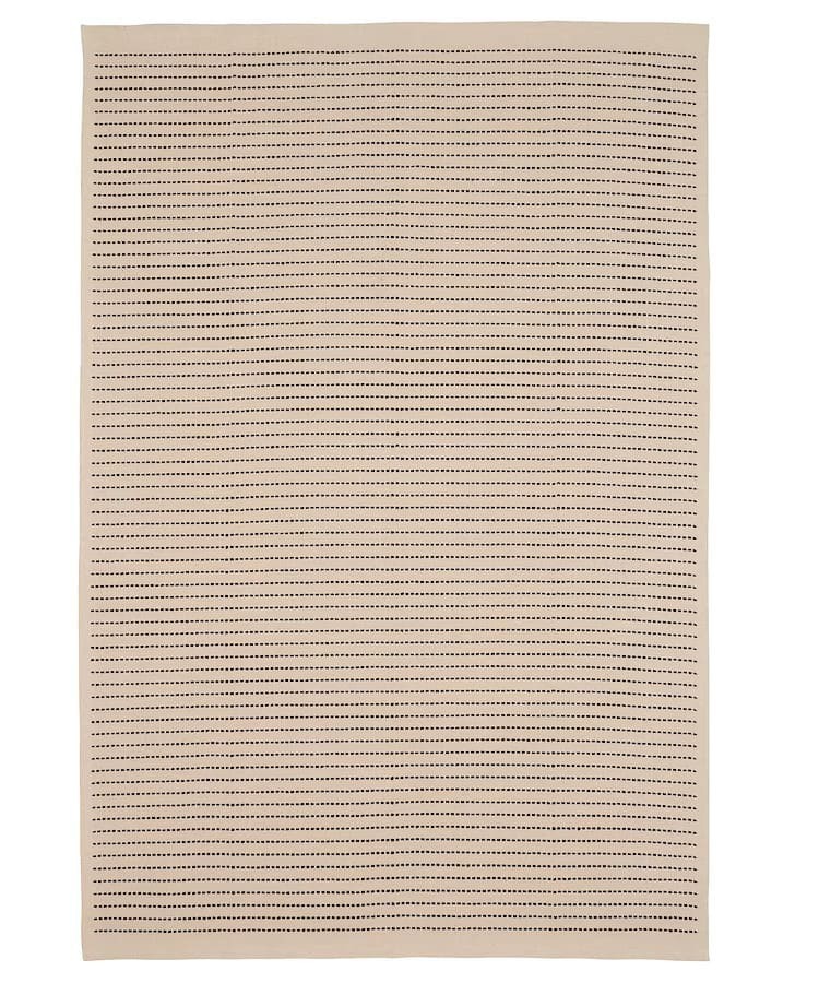 La nueva alfombra STARREKLINTE de color natural de Ikea