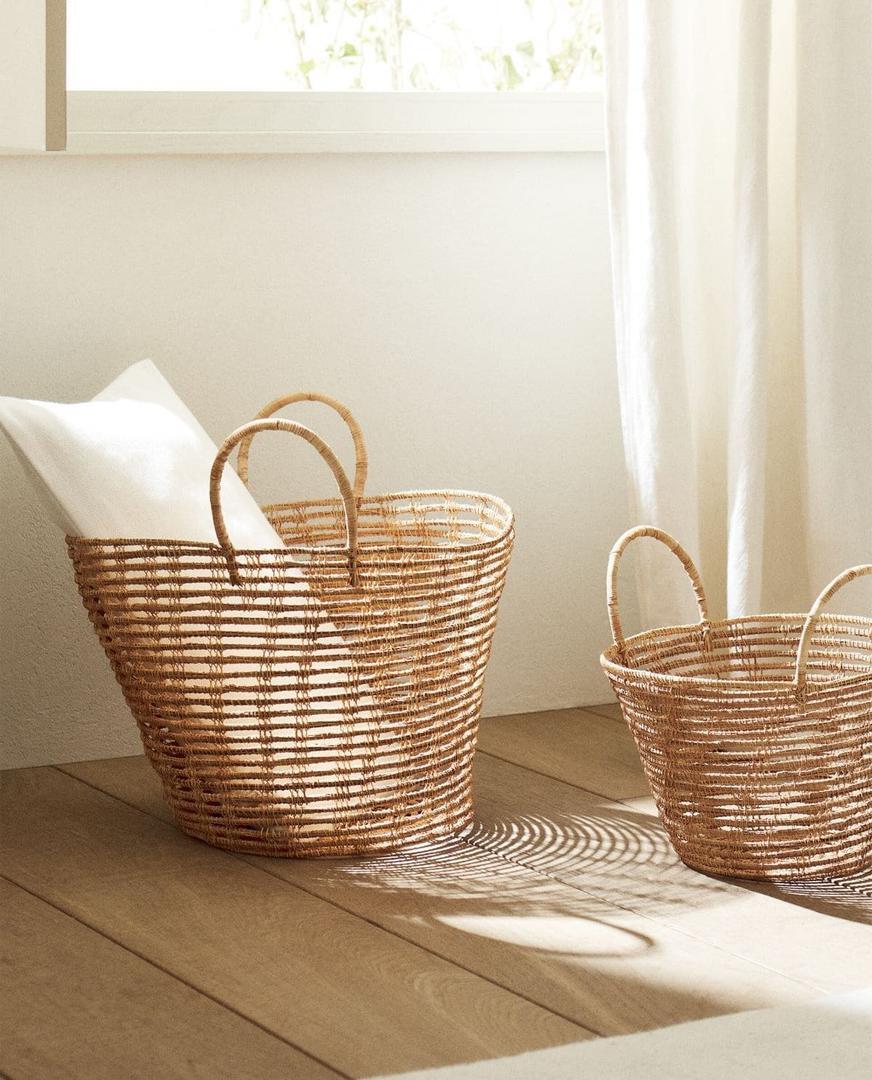 Cesto cilíndrico con asas