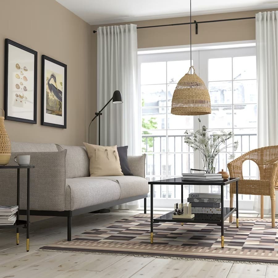 La mesa de centro ÄSPERÖD negra con dorado de Ikea