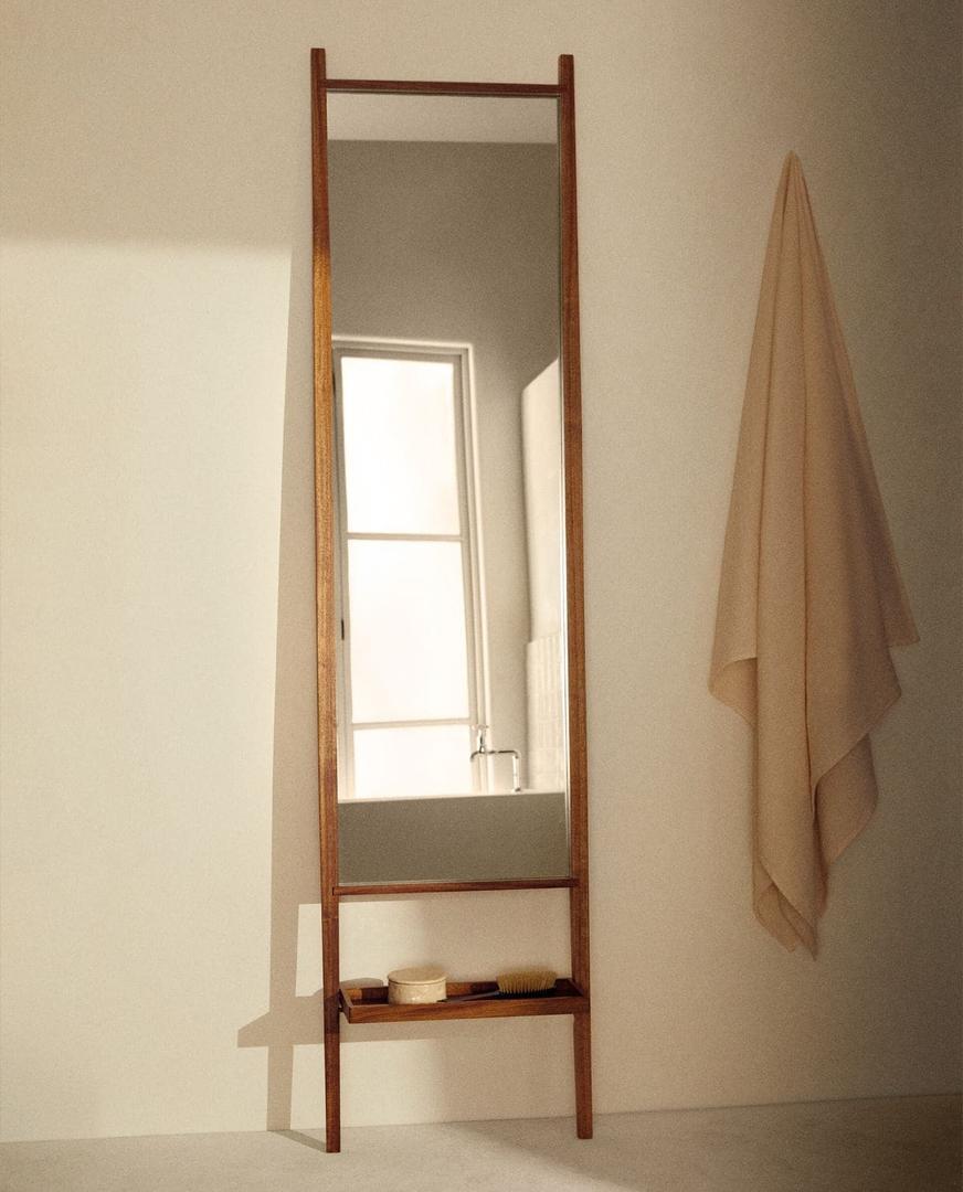 Espejo de pedestal con soporte