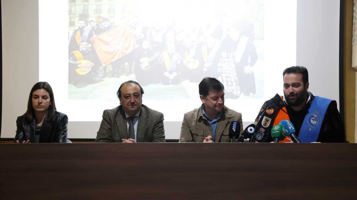 I Certamen Internacional de Tunas 'Jerez, tierra de vinos' | Cristo García