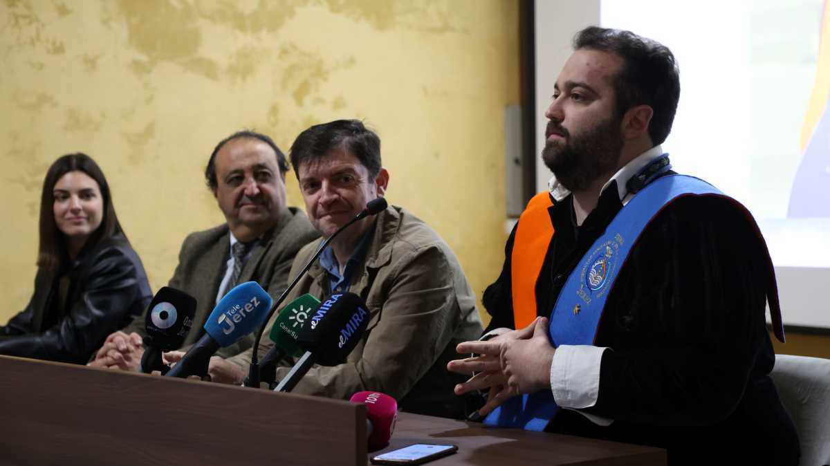 I Certamen Internacional de Tunas 'Jerez, tierra de vinos' | Cristo García