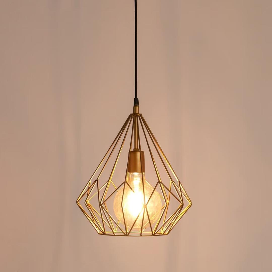 Lámpara de techo New Diamond dorada de El Corte Inglés