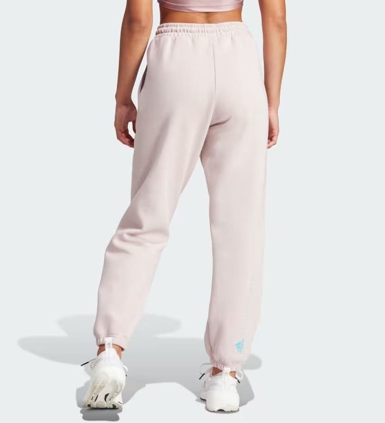 El pantalón de color rosa Adidas by Stella McCartney