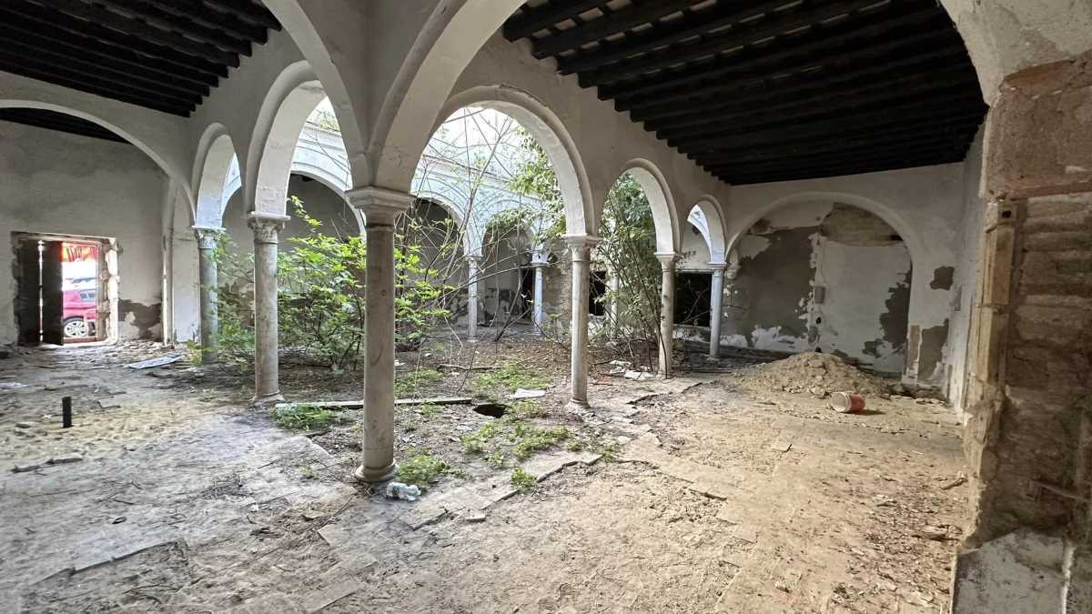 Interior del Palacio de Montegil