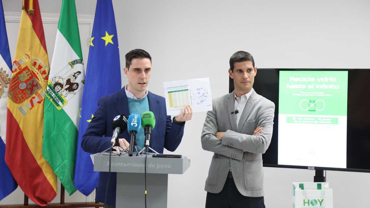 Jaime Espinar presenta la campaña 'Recicla vidrio hasta el infinito’ | Cristo García