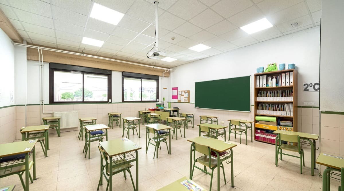 Interior del aula de un colegio