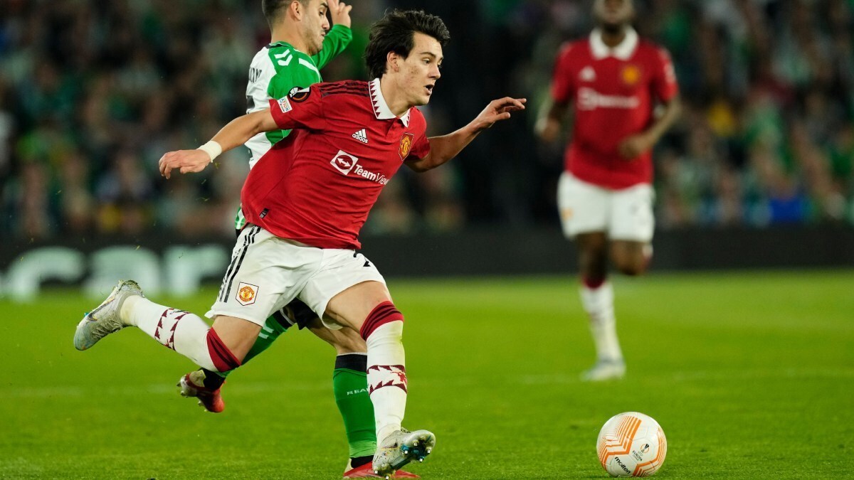 Facundo Pellistri en el Real Betis - Manchester United