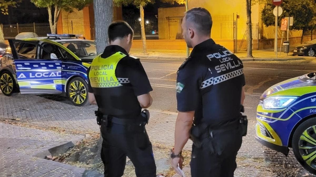 Policías locales de Sevilla