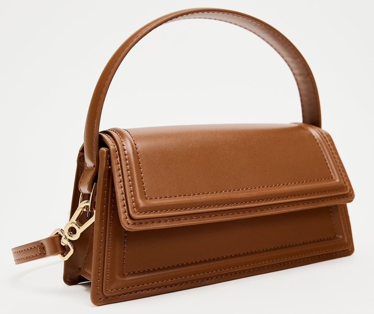 El bolso Mini City marrón de Zara