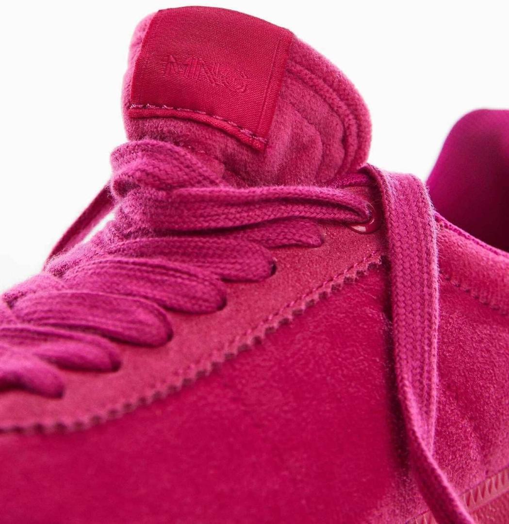 Deportiva piel monocolor de Mango Outlet