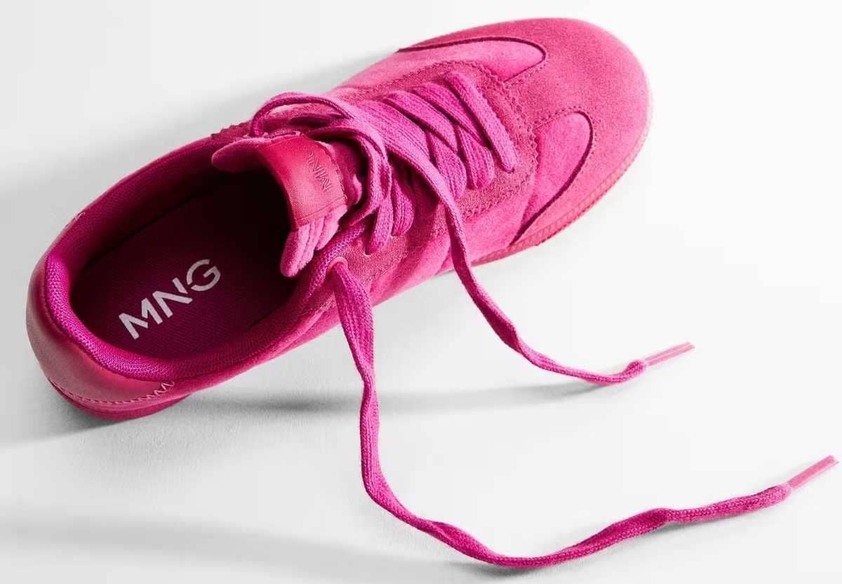 Deportiva piel monocolor de Mango Outlet