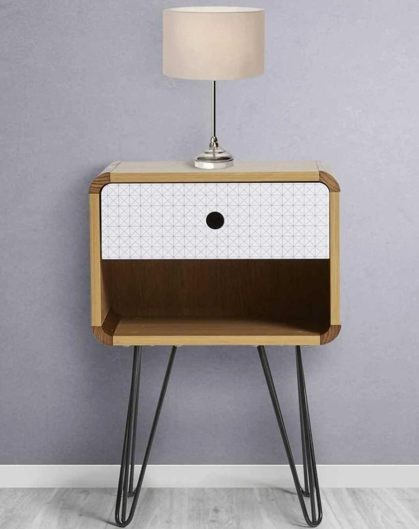 Mesita de Noche Buda 1 Cajón, Color Roble, Patas de Metal en Negro de Leroy Merlin