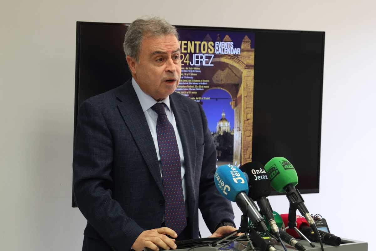 Antonio Real hace balance de la gestión de la delegación de Turismo | Cristo García