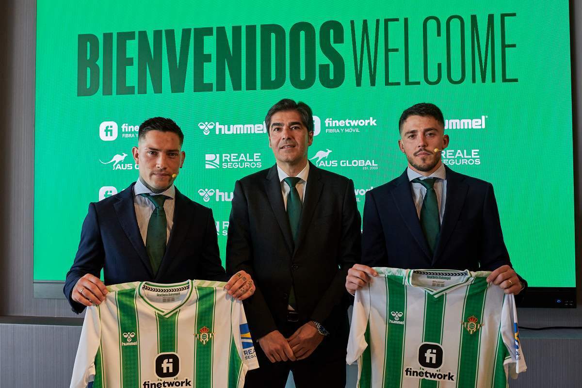 Presentación de Chimy Ávila y Pablo Fornals con el Real Betis | Salvador López Medina para El MIRA