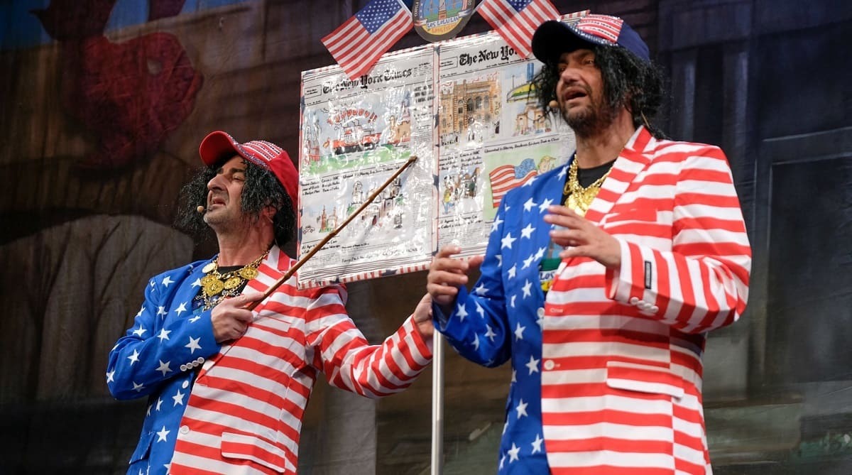 Los romanceros toman el Gran Teatro Falla