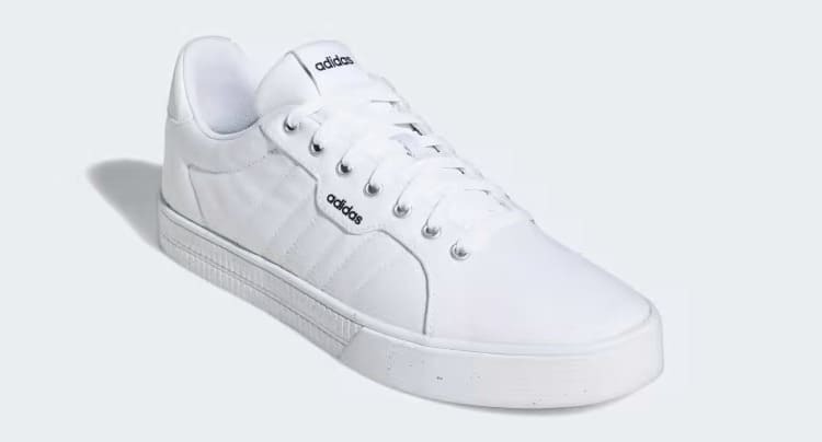 Las zapatillas Daily 3.0 Eco Sustainable Lifestyle Skateboarding de Adidas
